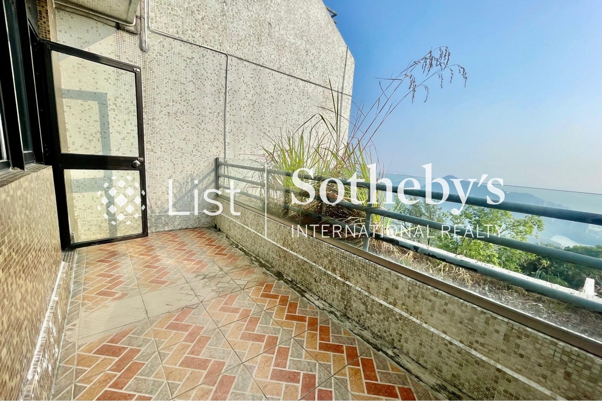 Ondina Heights 安寧台 | Balcony off kitchen