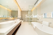 31 Barker Road 白加道31號 | Master Bathroom
