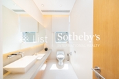 31 Barker Road 白加道31號 | Guest Powder Room