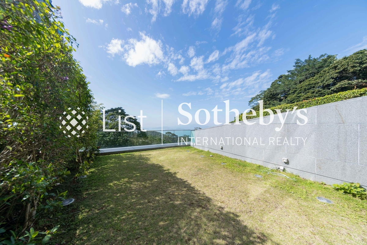 3 Plunkett's Road 宾吉道3号 | Private Garden off Living and Dining Room