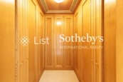 3 Plunkett's Road 宾吉道3号 | Walk-in Closet in Master Bedroom 