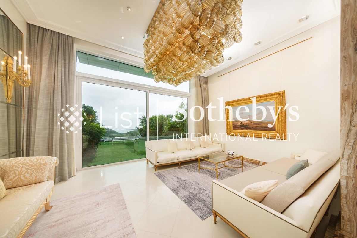 3 Plunkett's Road 宾吉道3号 | Living Room