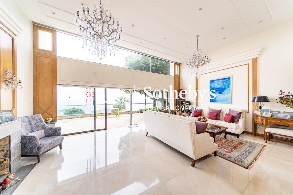 Chateau De Peak 顯峰居 | Living Room