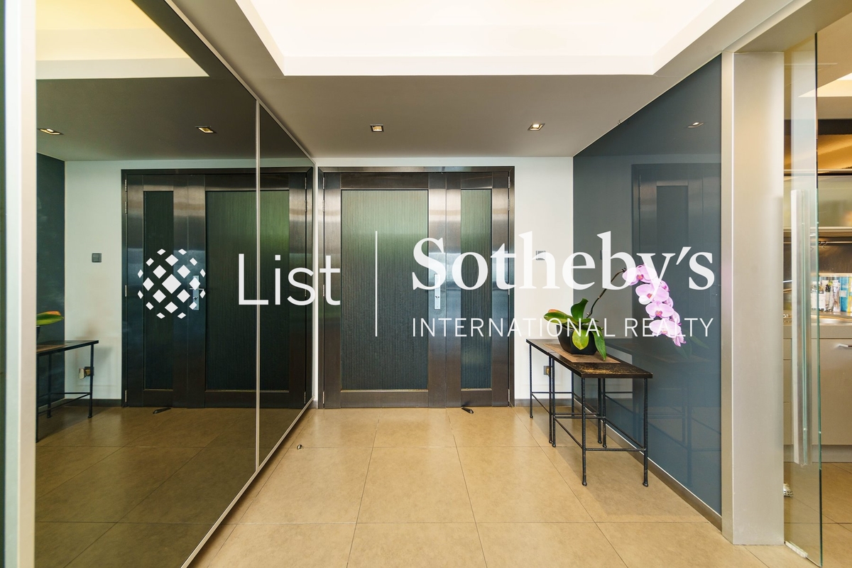 Wing On Villas 永安邨 | Foyer