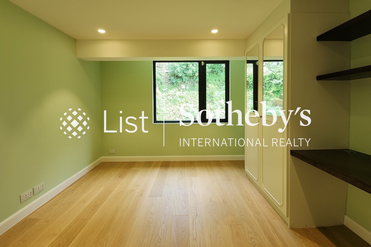 Wing On Villas 永安邨 | Fourth Bedroom