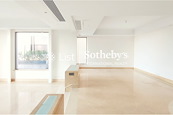 No. 74 Mount Kellett Road 加列山道74號 | Living Room