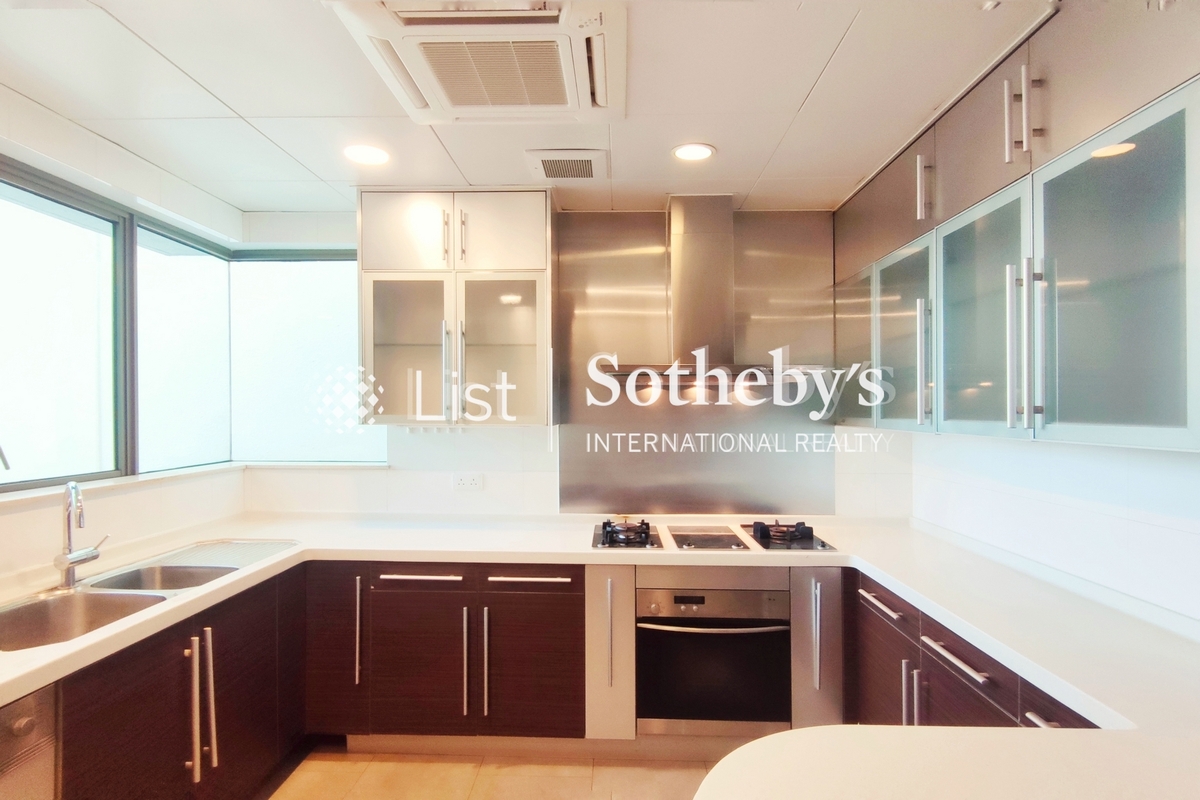 No. 74 Mount Kellett Road 加列山道74號 | Kitchen