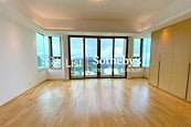 No. 74 Mount Kellett Road 加列山道74號 | Master Bedroom