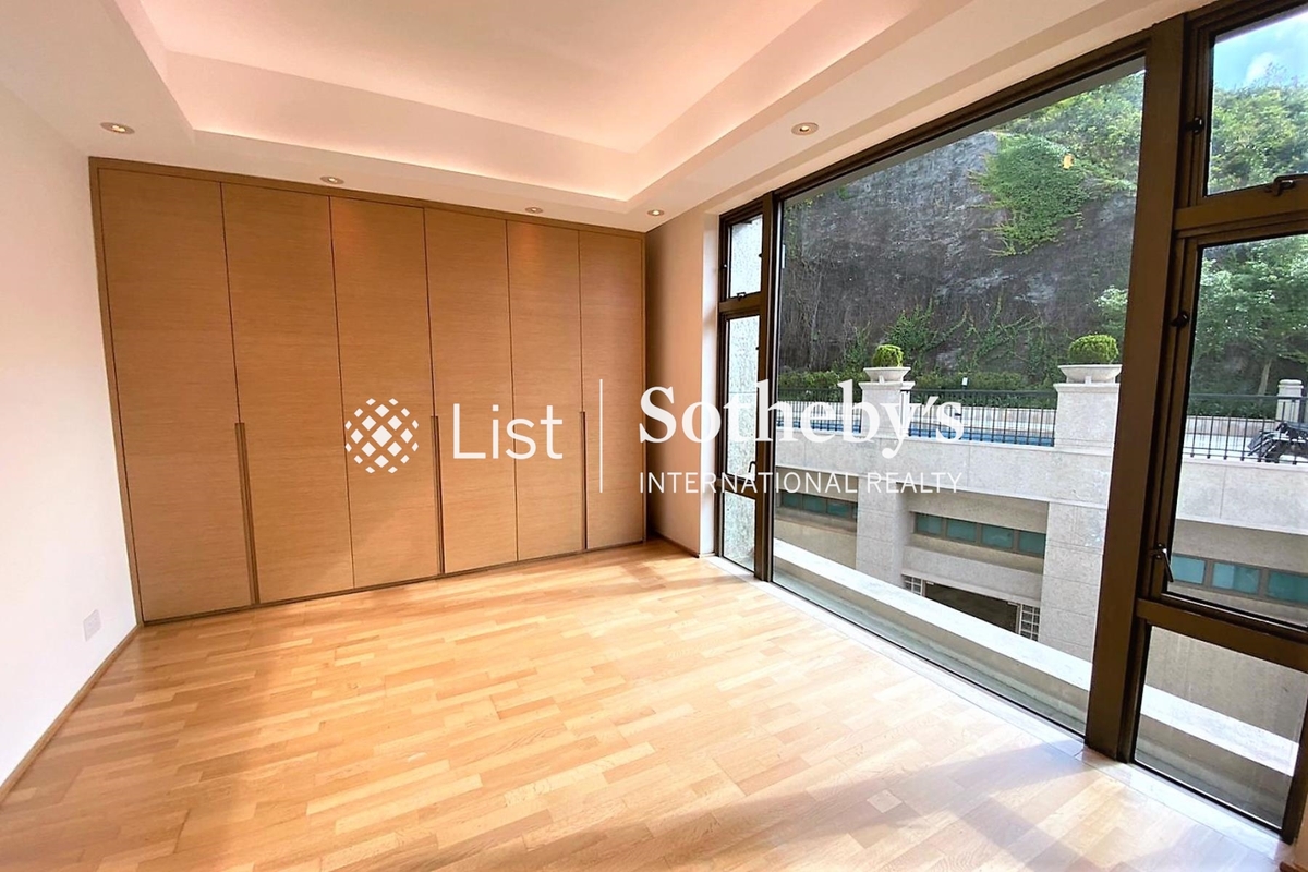 No. 74 Mount Kellett Road 加列山道74號 | Third En-suite Bedroom