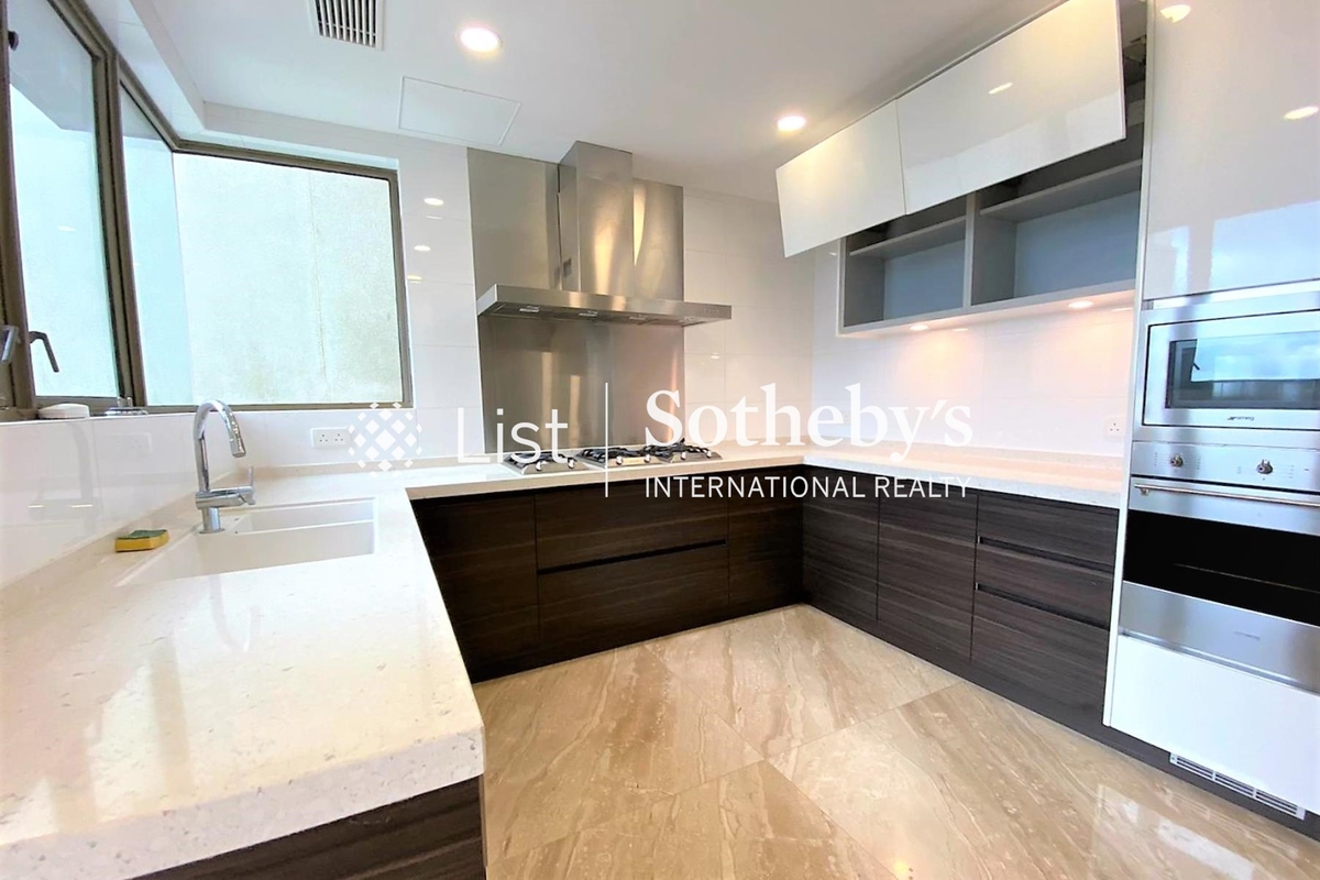 No. 74 Mount Kellett Road 加列山道74號 | Kitchen