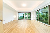 No. 74 Mount Kellett Road 加列山道74號 | Master Bedroom