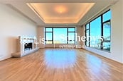 No. 74 Mount Kellett Road 加列山道74號 | Living Room