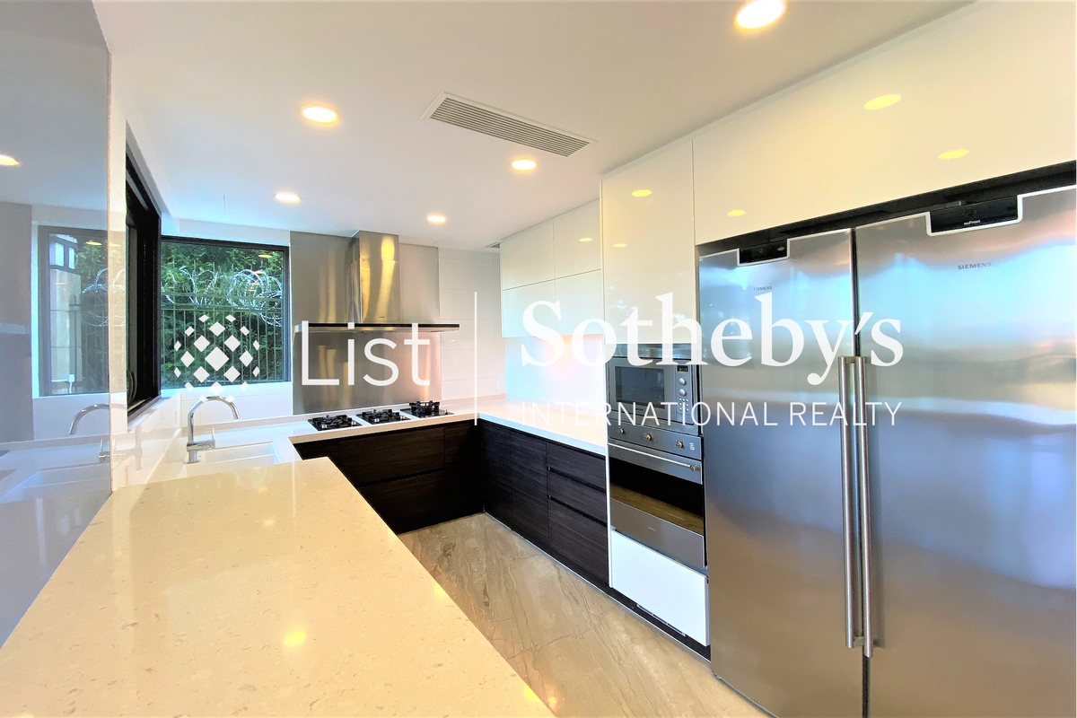 No. 74 Mount Kellett Road 加列山道74號 | Kitchen