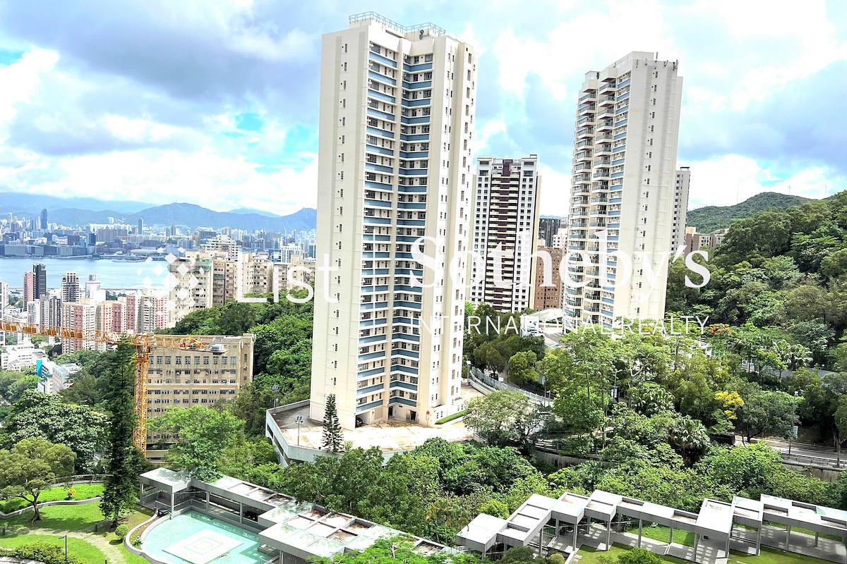 Cavendish Heights 嘉雲臺 | View from Balcony