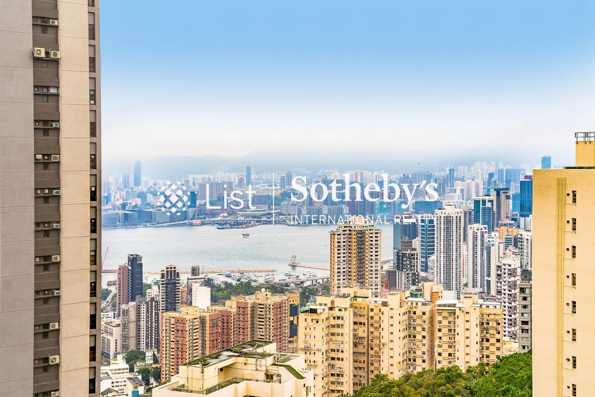 Cavendish Heights 嘉雲臺 | View from Living Room