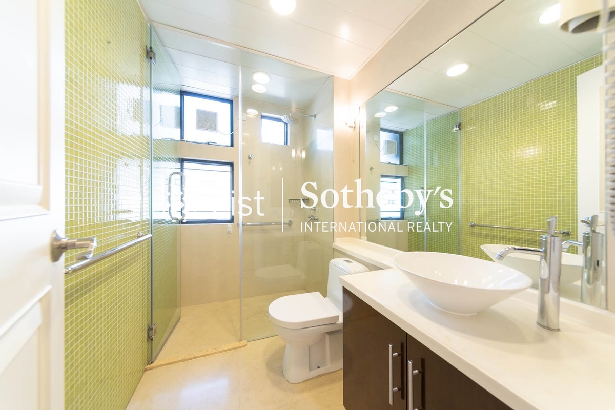 Cavendish Heights 嘉雲臺 | Guest Bathroom