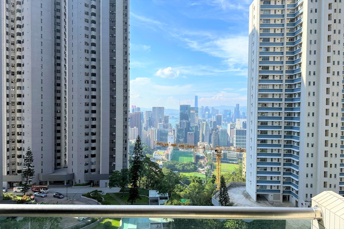 Cavendish Heights 嘉雲臺 | View from Balcony (Day)