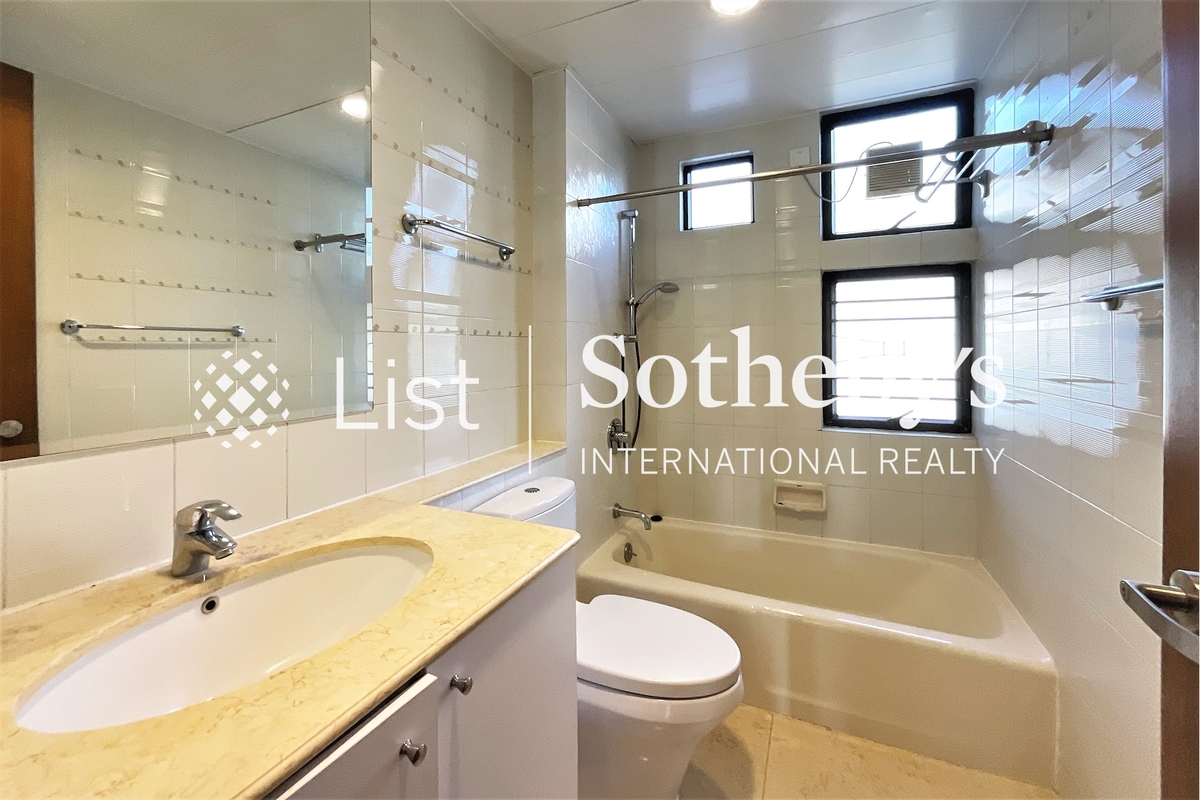 Cavendish Heights 嘉雲臺 | Guest Bathroom