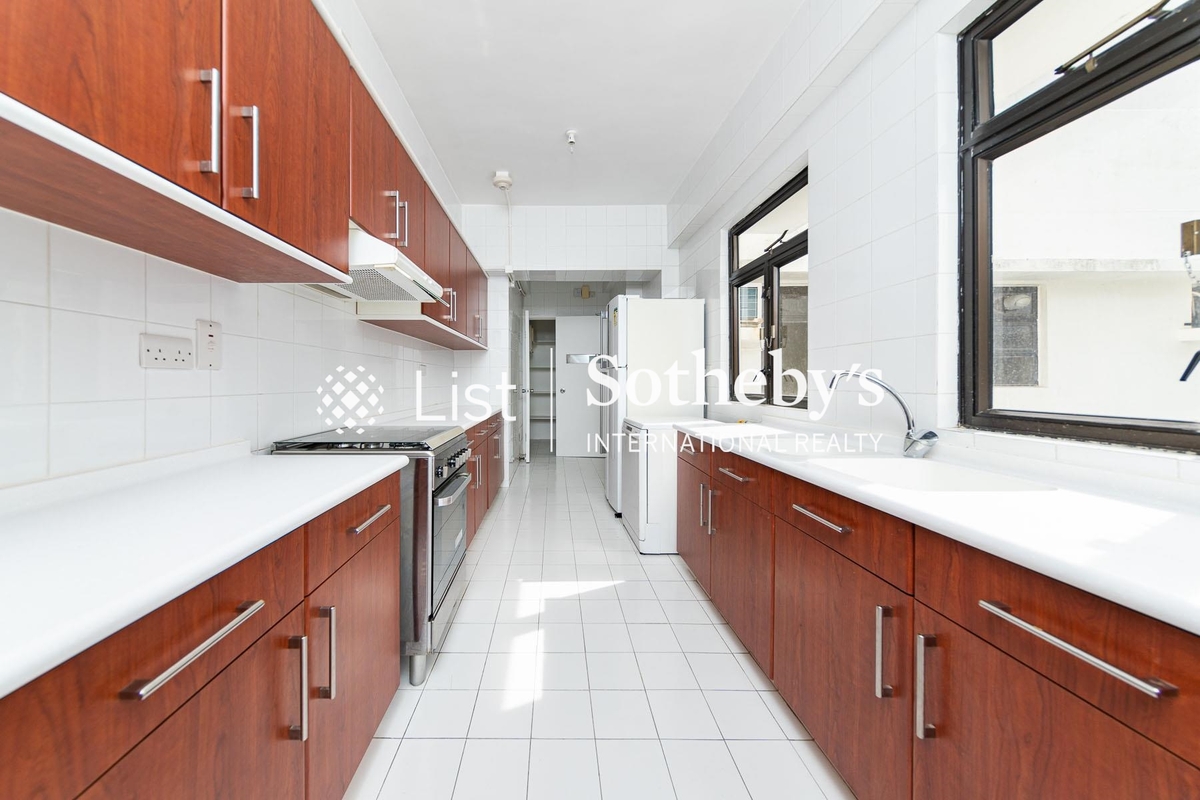 Repulse Bay Apartments 浅水湾花园大厦 | Kitchen
