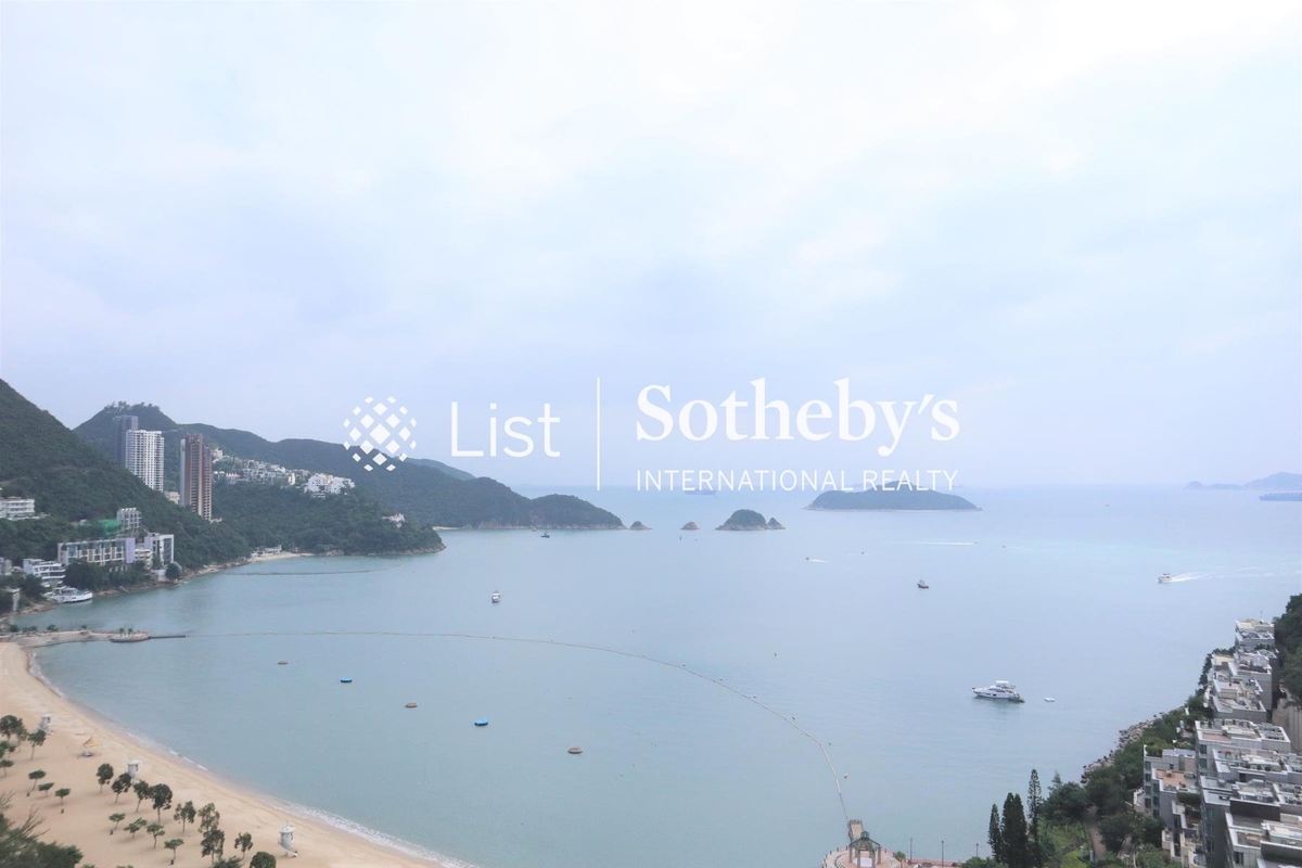 Repulse Bay Apartments 淺水灣花園大廈 | View from Living and Dining Room