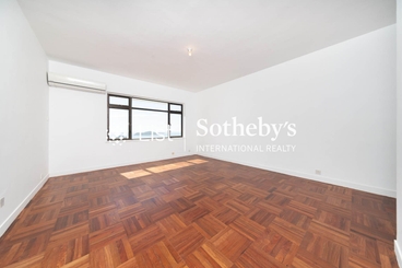 Repulse Bay Apartments 淺水灣花園大廈 | 