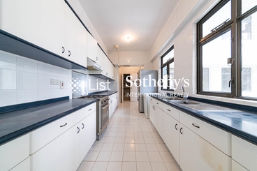 Repulse Bay Apartments 淺水灣花園大廈 | 