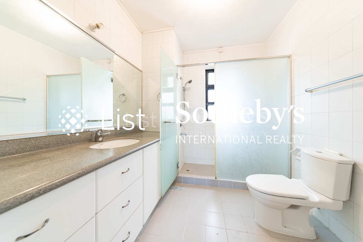 Repulse Bay Apartments 浅水湾花园大厦 | Master Bathroom