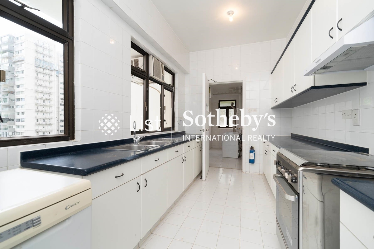 Repulse Bay Apartments 淺水灣花園大廈 | Kitchen