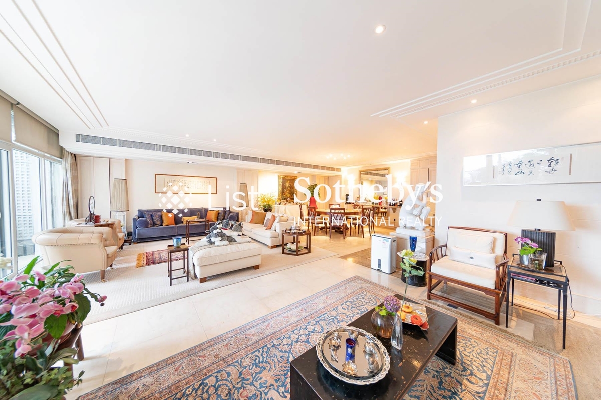 Kellett Villas 加列山道51號 | Living and Dining Room