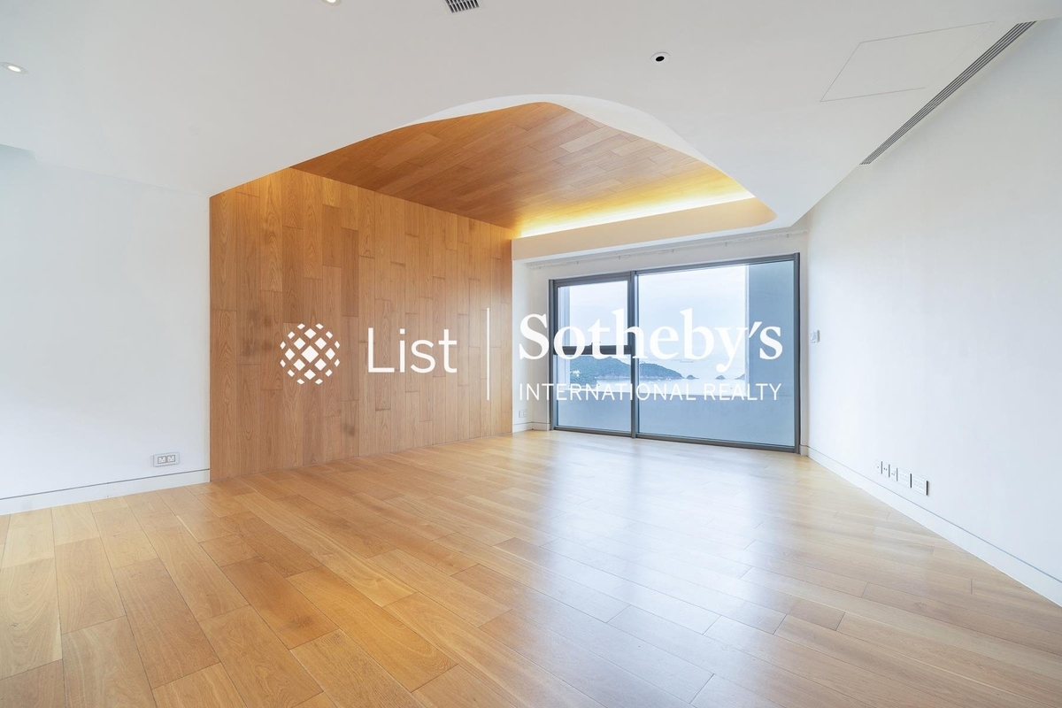 The Repulse Bay 影灣園 | Living and Dining Room