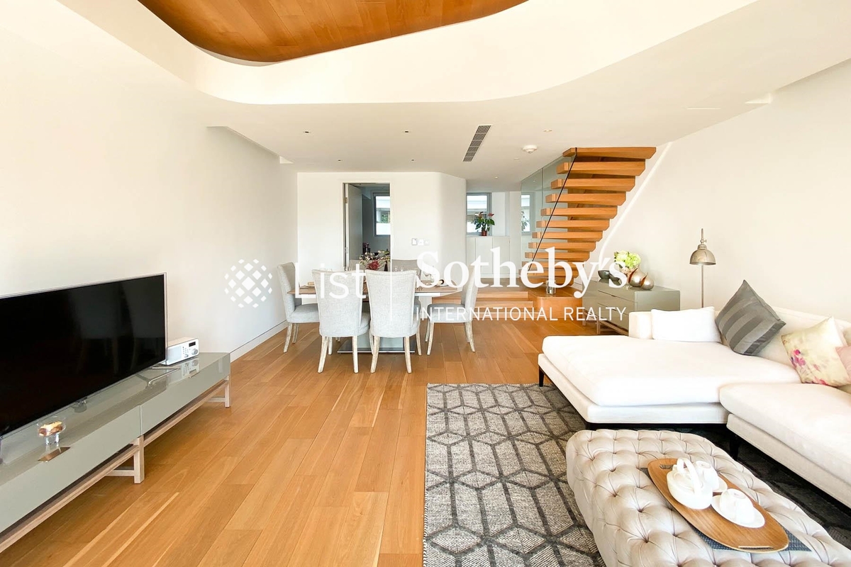 The Repulse Bay 影灣園 | Living and Dining Room
