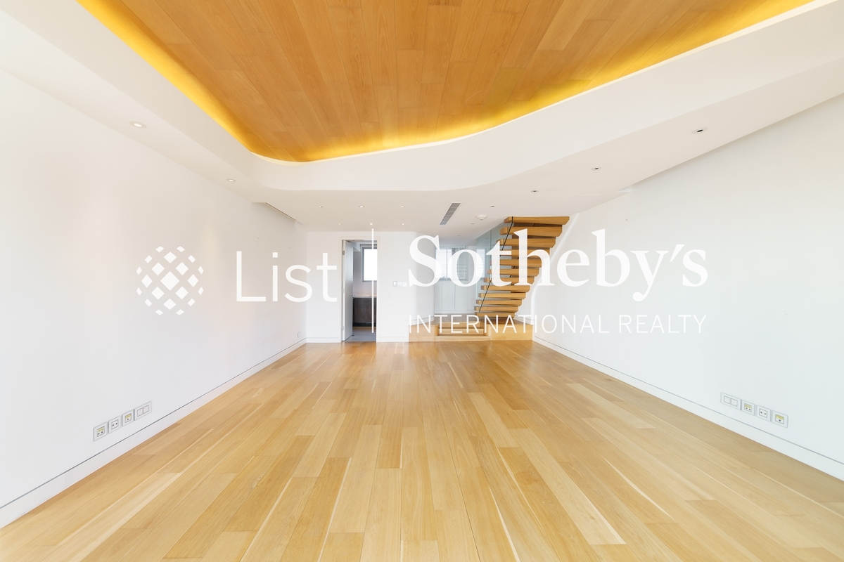 The Repulse Bay 影灣園 | Living and Dining Room