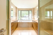 The Repulse Bay 影灣園 | Master Bathroom