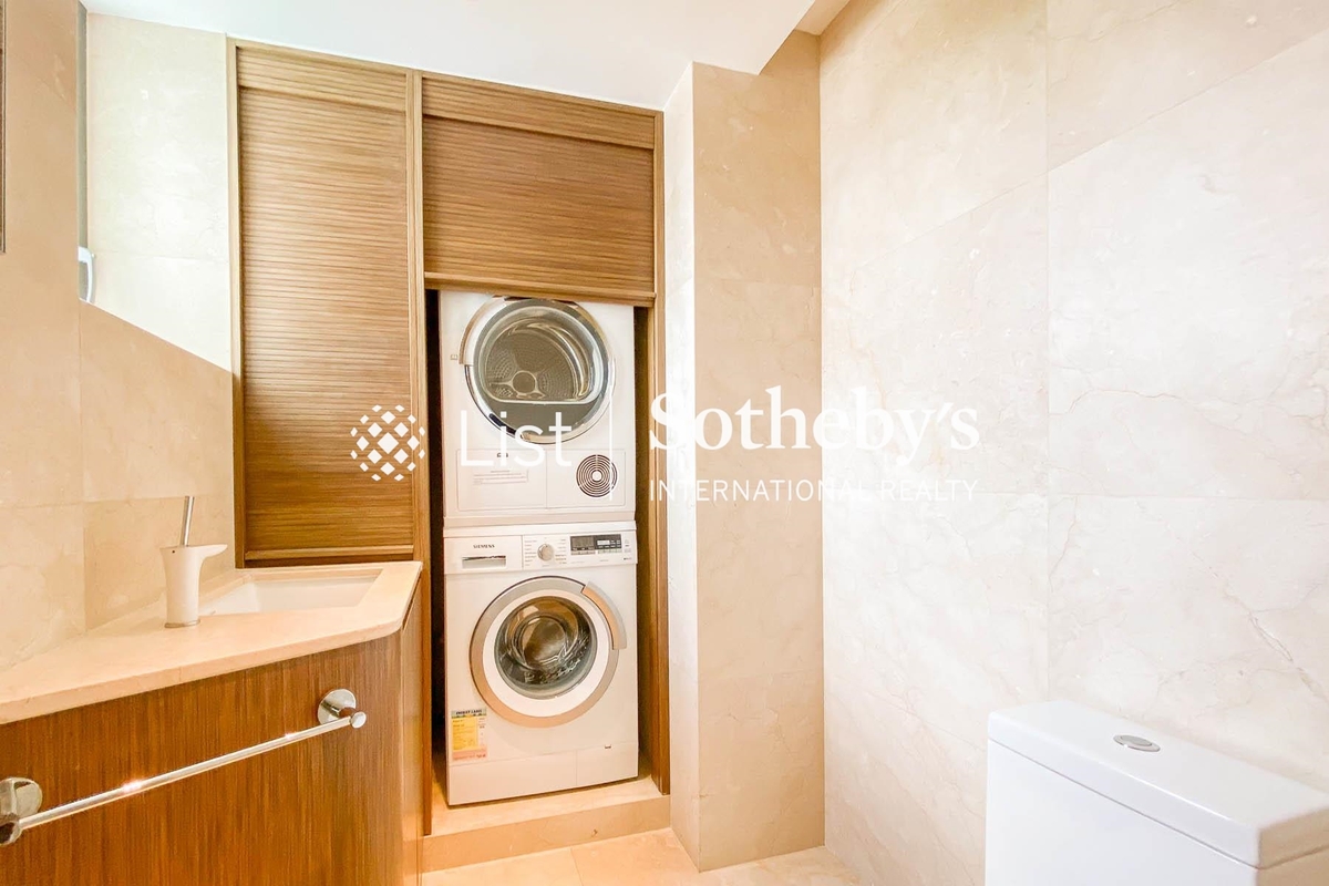 The Repulse Bay 影灣園 | Guest Powder Room