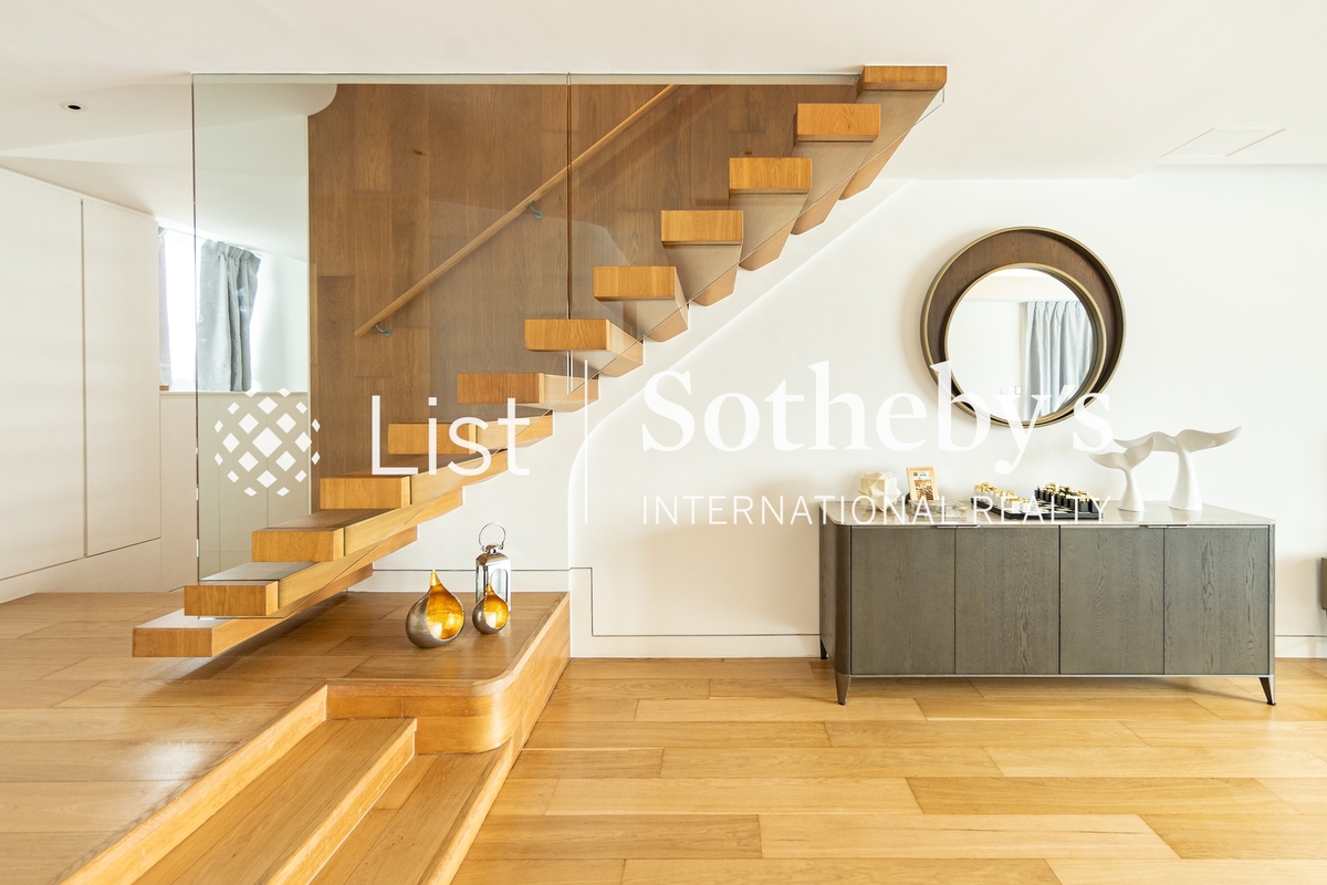 The Repulse Bay 影灣園 | Entrance