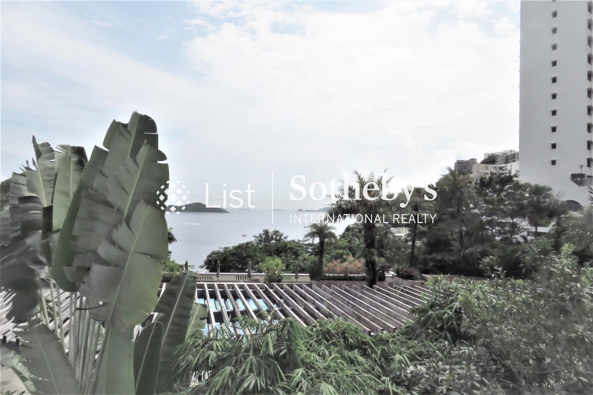 The Repulse Bay 影灣園 | View from Living and Dining Room