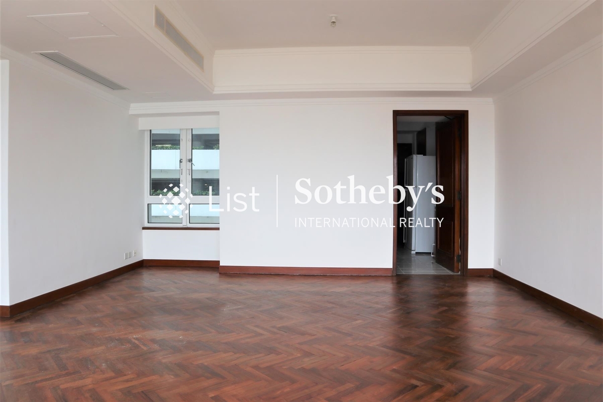 The Repulse Bay 影灣園 | Living and Dining Room