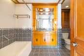 The Repulse Bay 影灣園 | Master Bathroom
