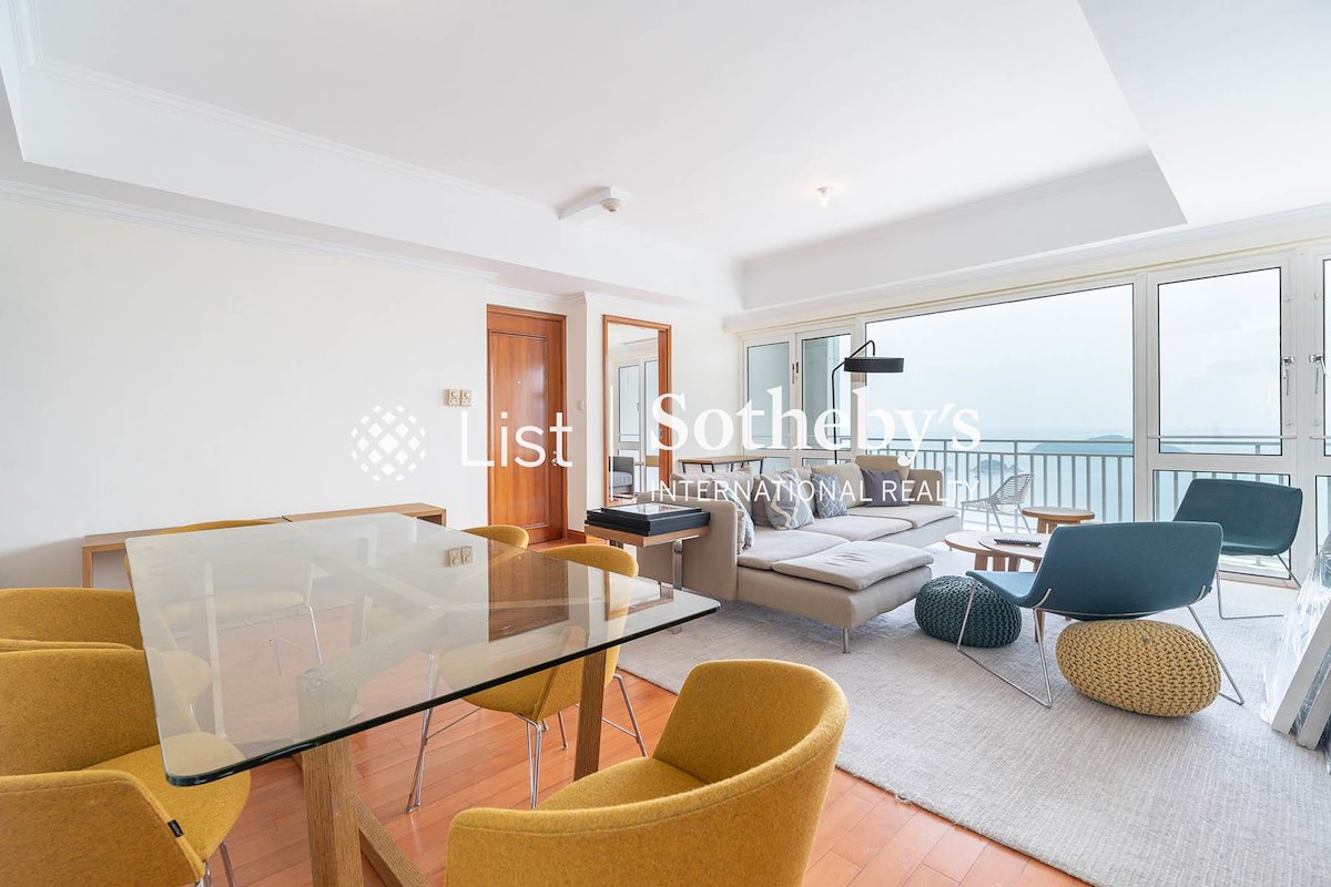 The Repulse Bay 影湾园 | Living and Dining Room