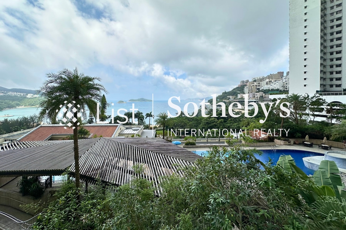 The Repulse Bay 影灣園 | View from Living and Dining Room