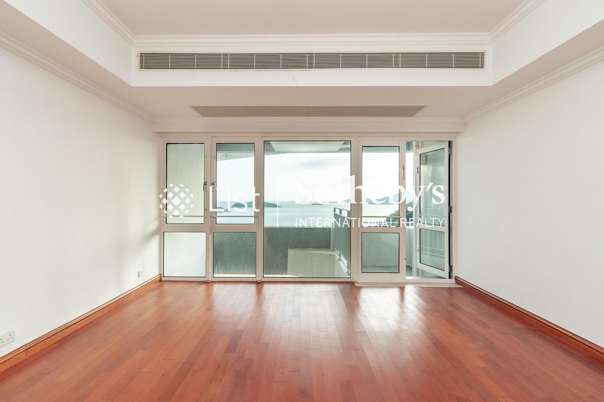 The Repulse Bay 影灣園 | Living and Dining Room