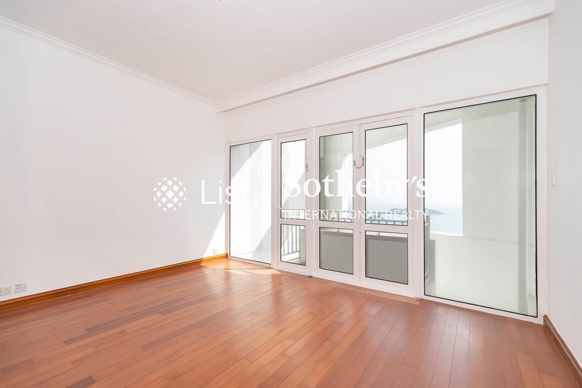 The Repulse Bay 影灣園 | Master Bedroom