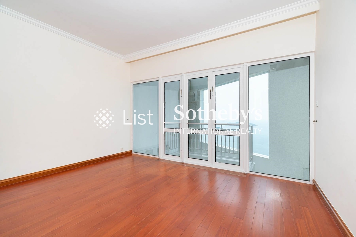 The Repulse Bay 影灣園 | Master Bedroom