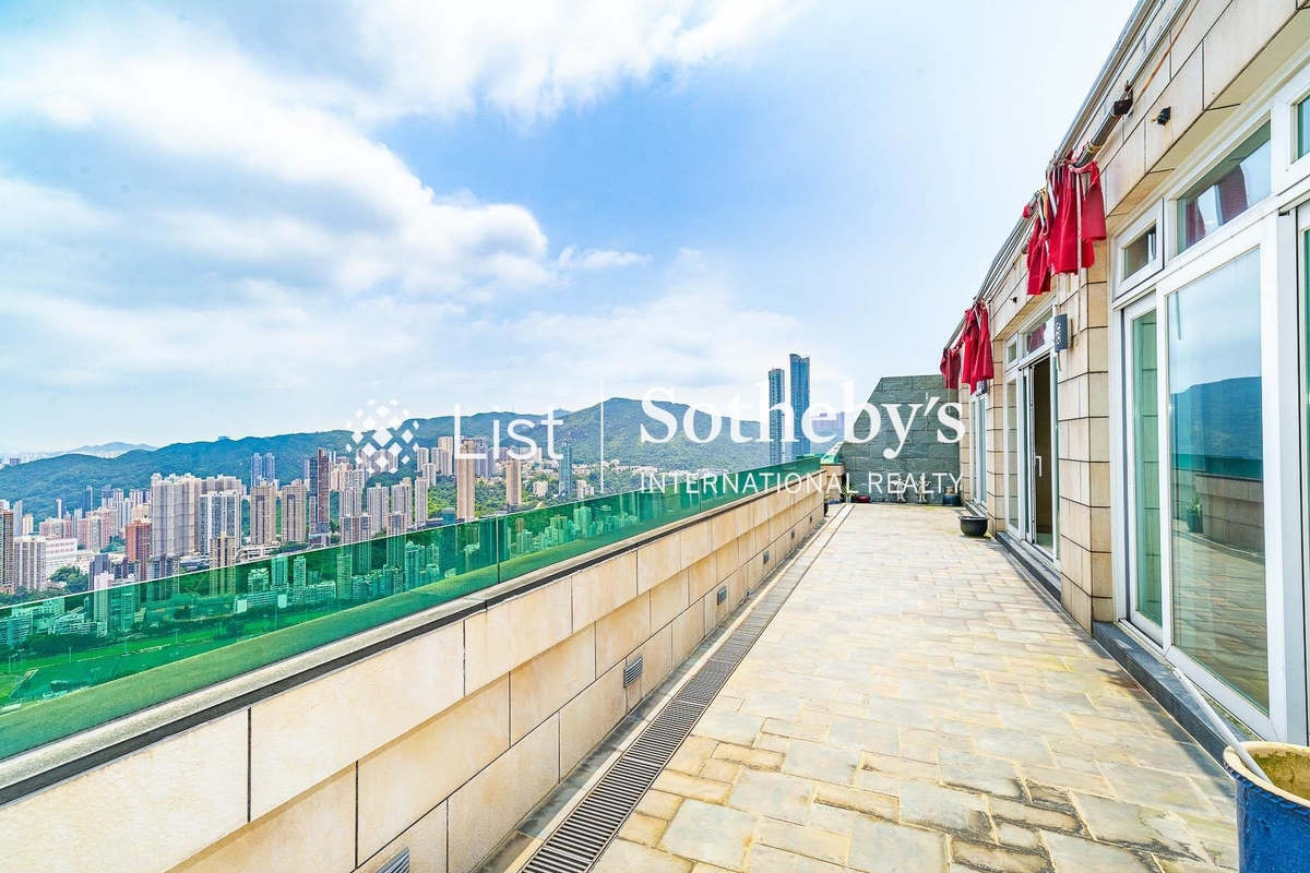 47A Stubbs Road 司徒拔道47A號 | Private Terrace off Family Room & Second En-suite Bedroom