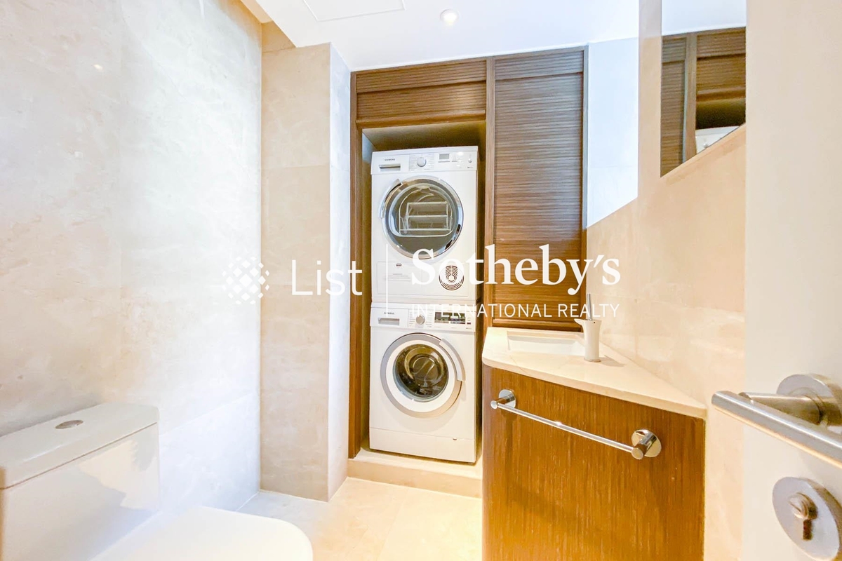 The Repulse Bay 影灣園 | Guest Powder Room