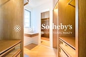 The Repulse Bay 影灣園 | Built-in Wardrobe in Master Bedroom 
