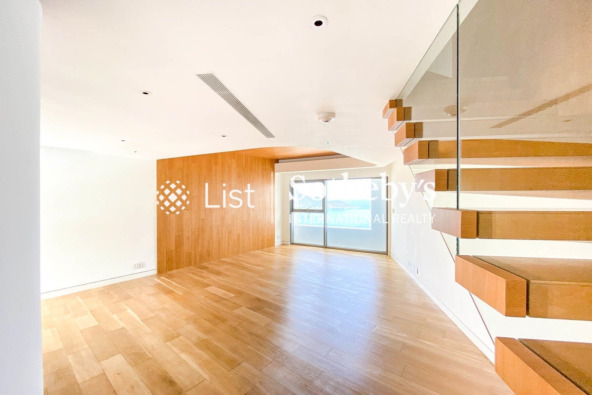 The Repulse Bay 影灣園 | Living and Dining Room