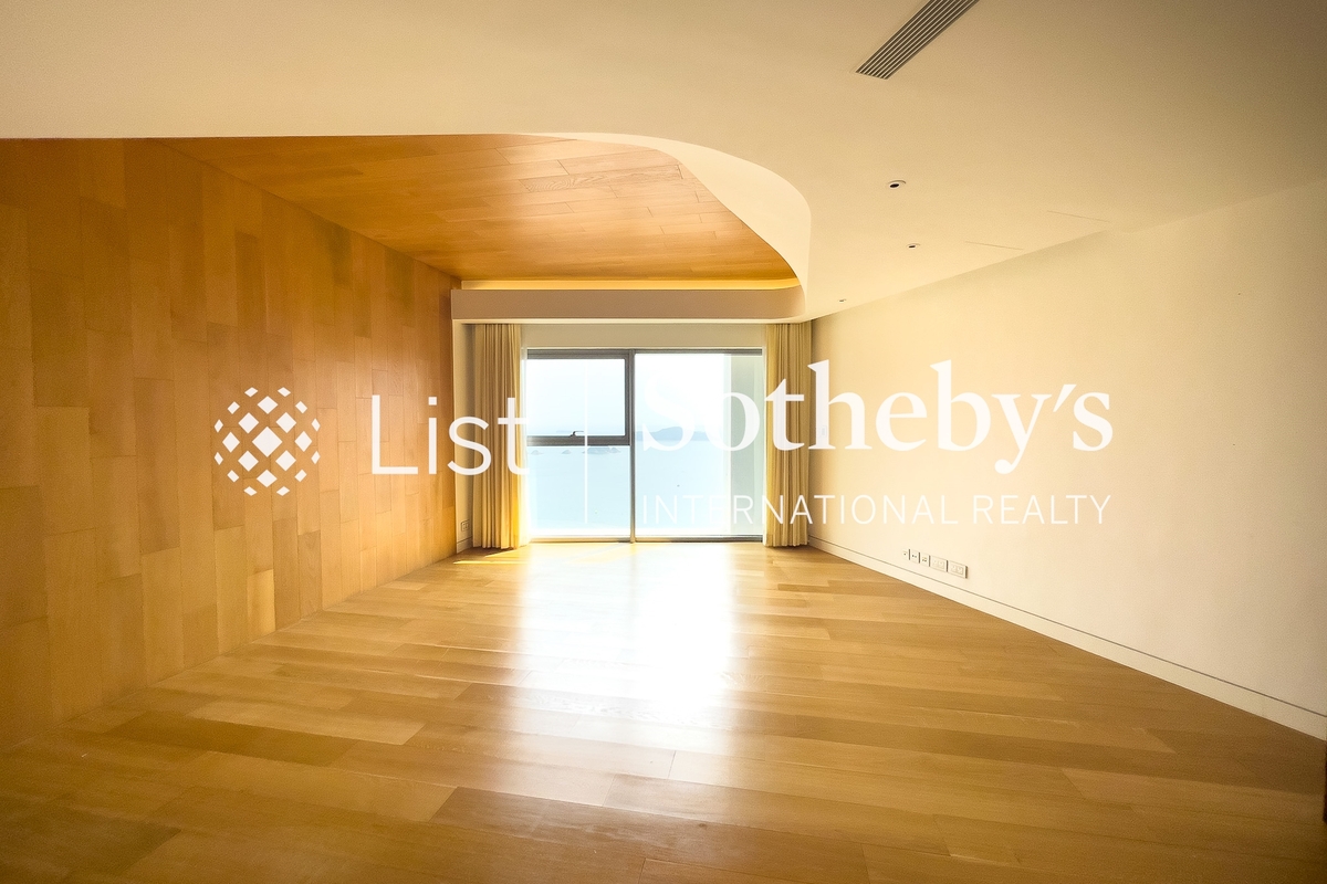 The Repulse Bay 影灣園 | Living and Dining Room