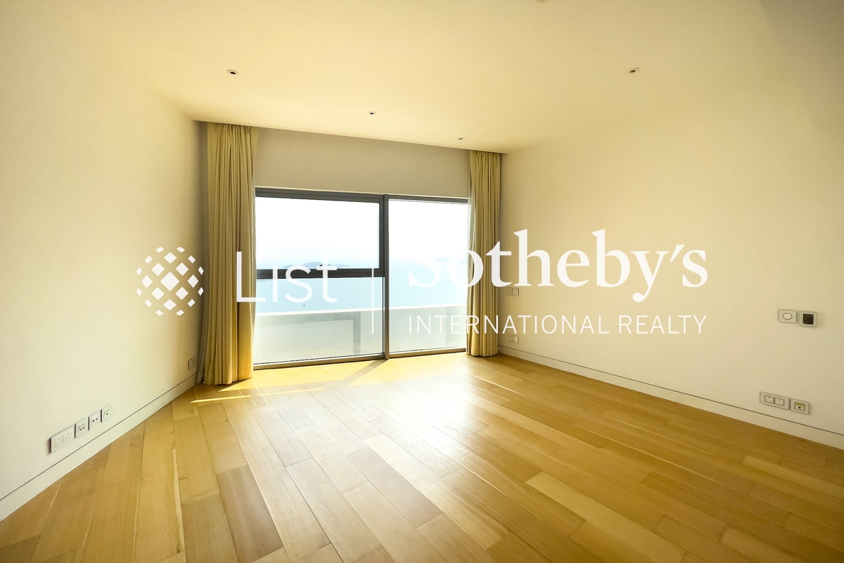 The Repulse Bay 影灣園 | Master Bedroom