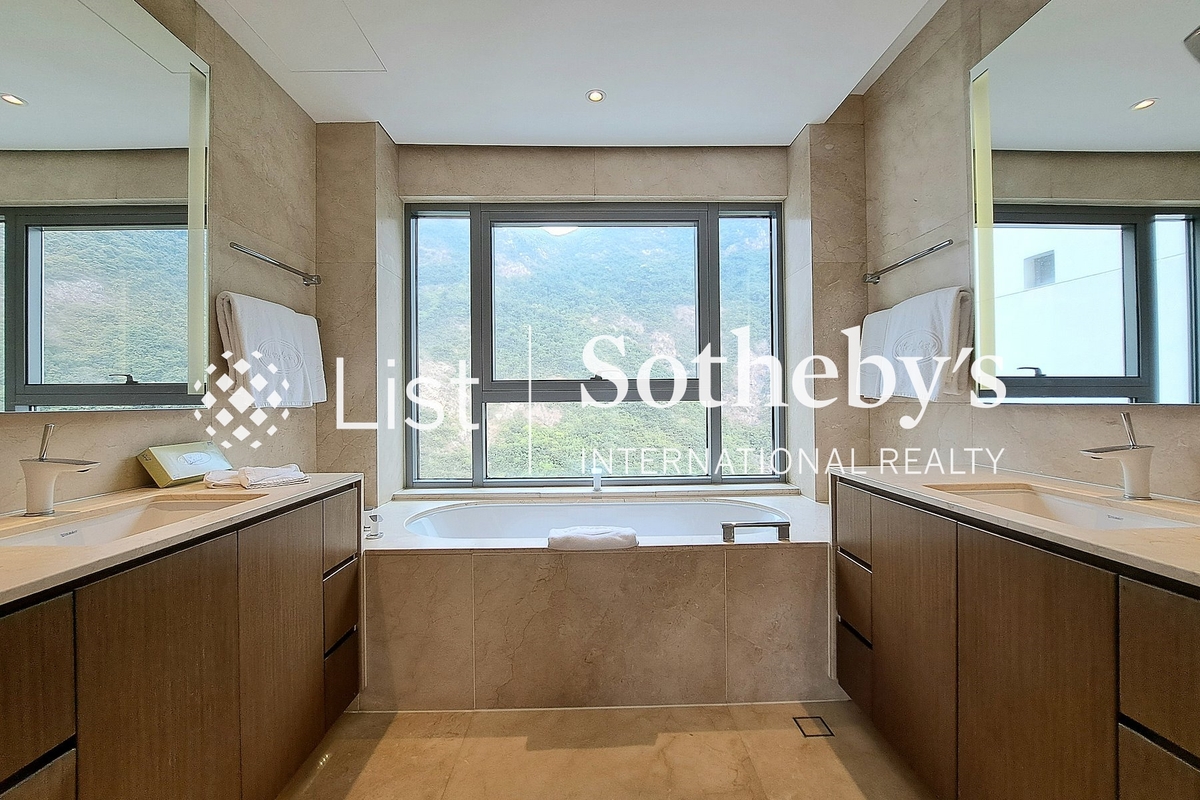 The Repulse Bay 影灣園 | Master Bathroom